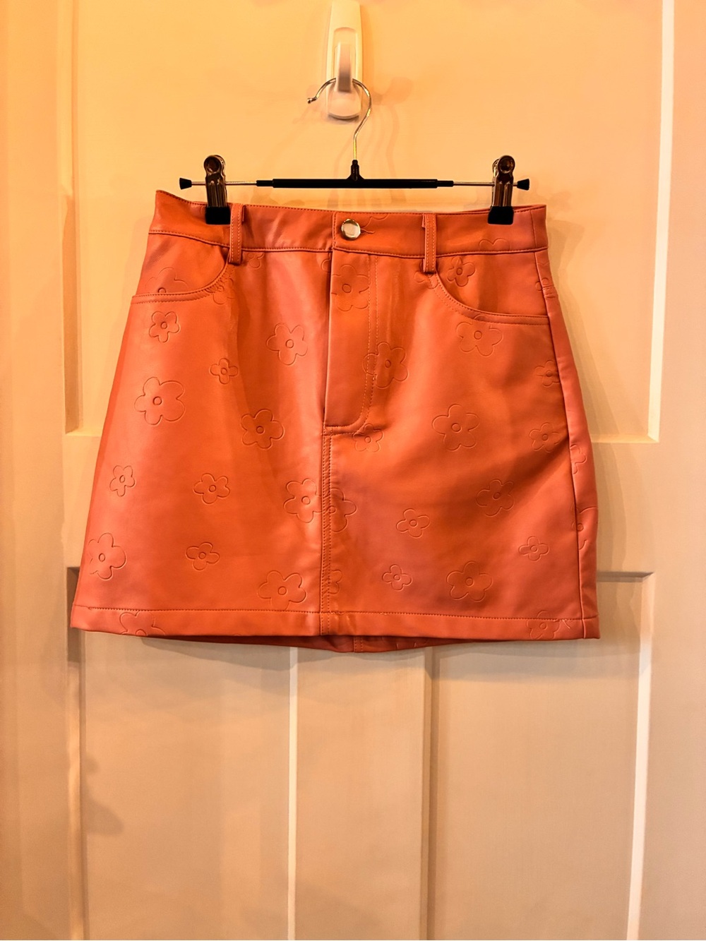Le Lis Pink Embossed Faux Leather Mini Skirt